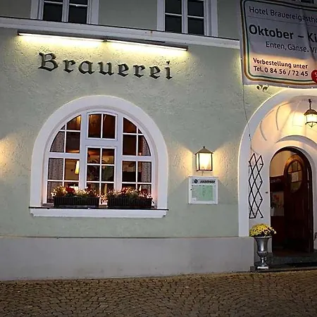 فندق Brauereigasthof Amberger 3*